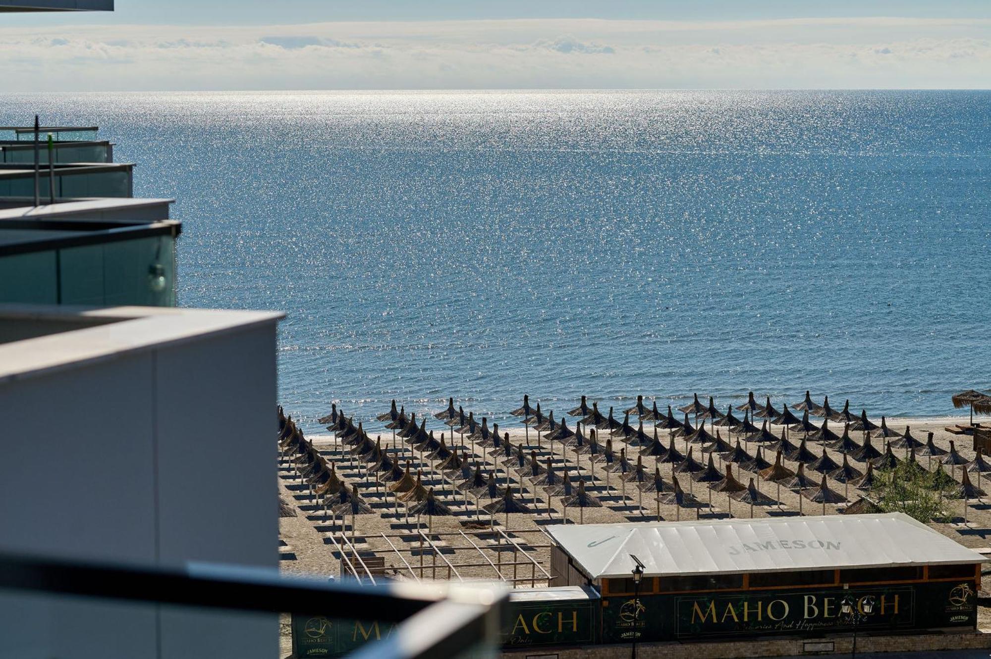 Sunset View In Infinity - Parking * Mamaia